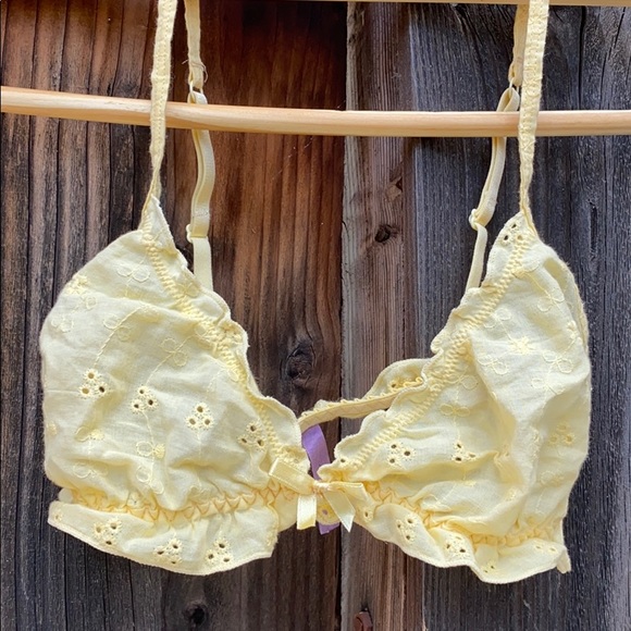Sophie & Me Other - Vintage Yellow Lace Bralette